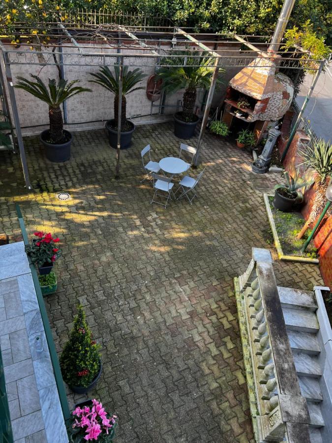 La Casa Del Bosco - Unique Two Floors House With Garden * Napoli